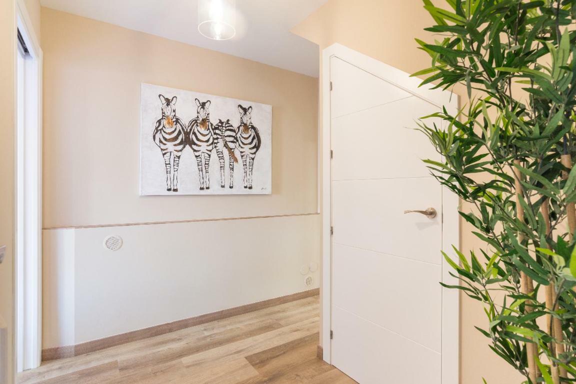 Cozy Loft Near The Beach Τορρεμολίνος Εξωτερικό φωτογραφία