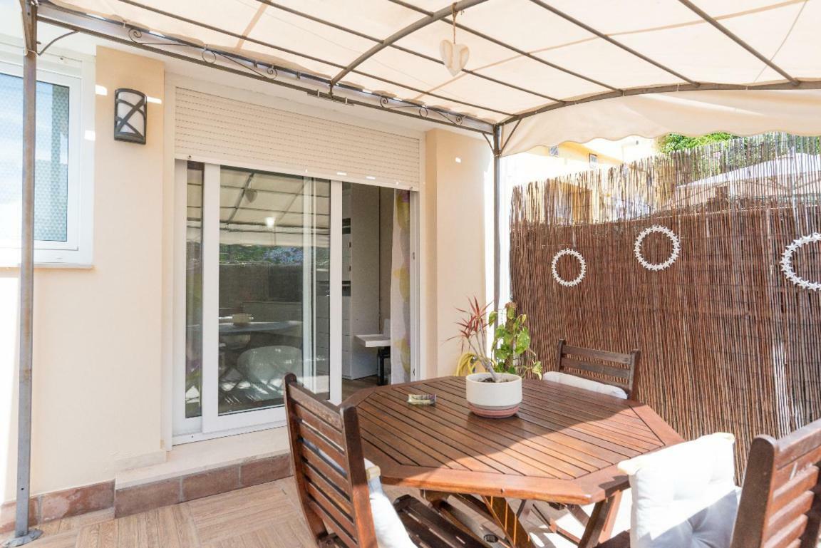 Cozy Loft Near The Beach Τορρεμολίνος Εξωτερικό φωτογραφία